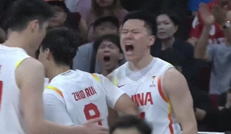 华体会官网-100-93洗刷13年前耻辱！2场大逆转，中国男篮再赢日本就提前晋级